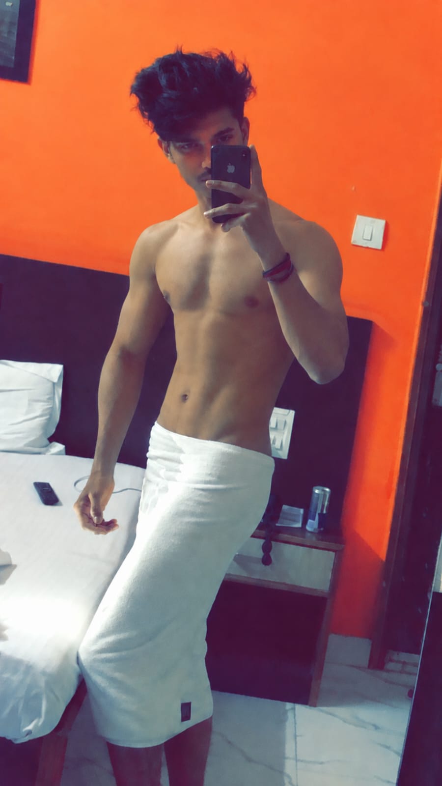 Aditya Yadav in a fitness mirror photo